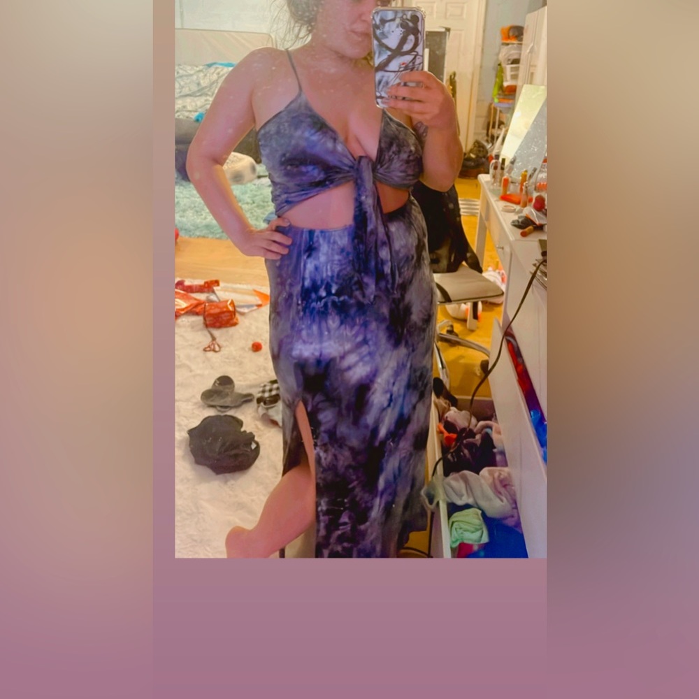 Front tied tye dye boutique dress